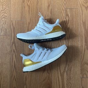 Adidas Ultraboost sneaker - women’s s 8 white/gold. Gently used, good condition